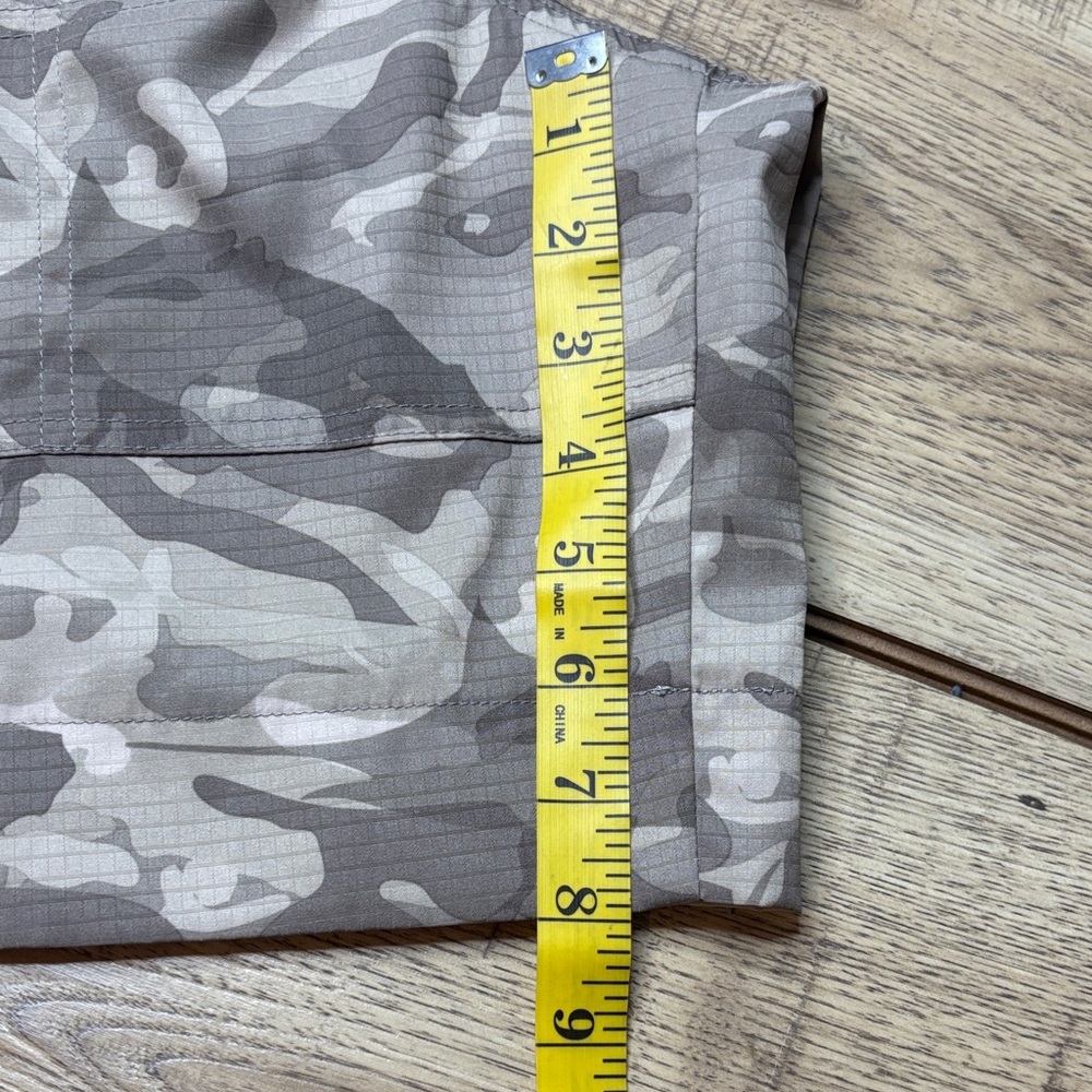 Men's AFTCO  Camouflage Cargo Shorts Size 32 - Picture 6 of 7